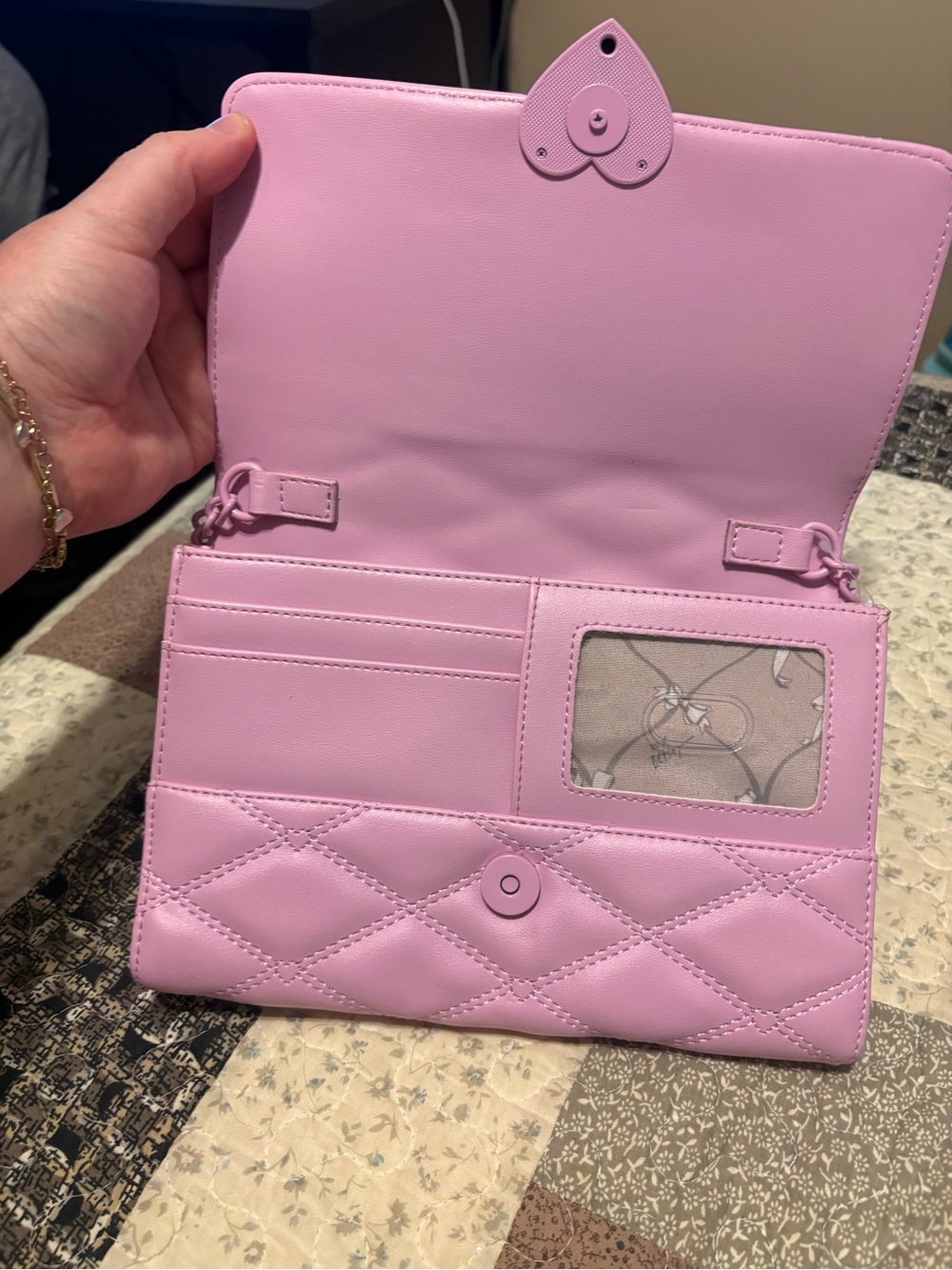 Purple Quilted Heart Crossbody Bag - Women - Picture 4 of 6